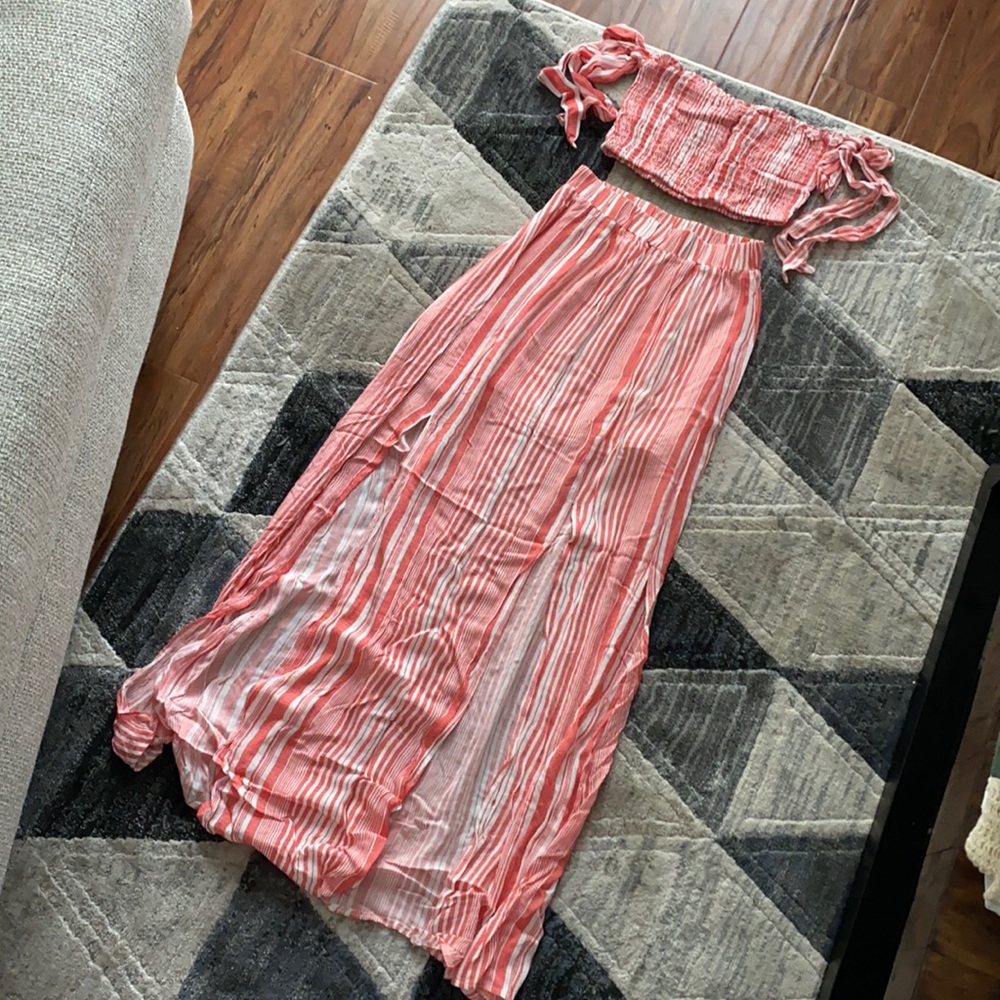 Two piece set